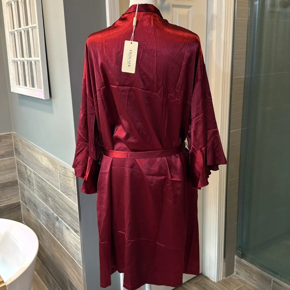 NWT Ekouaer Satin Robe‎ with Belt Bell Sleeves Burgundy XL
